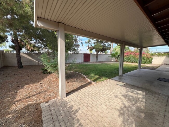 Building Photo - 3 bedroom home in Tempe
