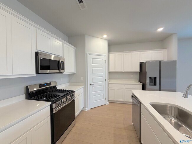 Building Photo - 11017 Wayland Rdg Dr