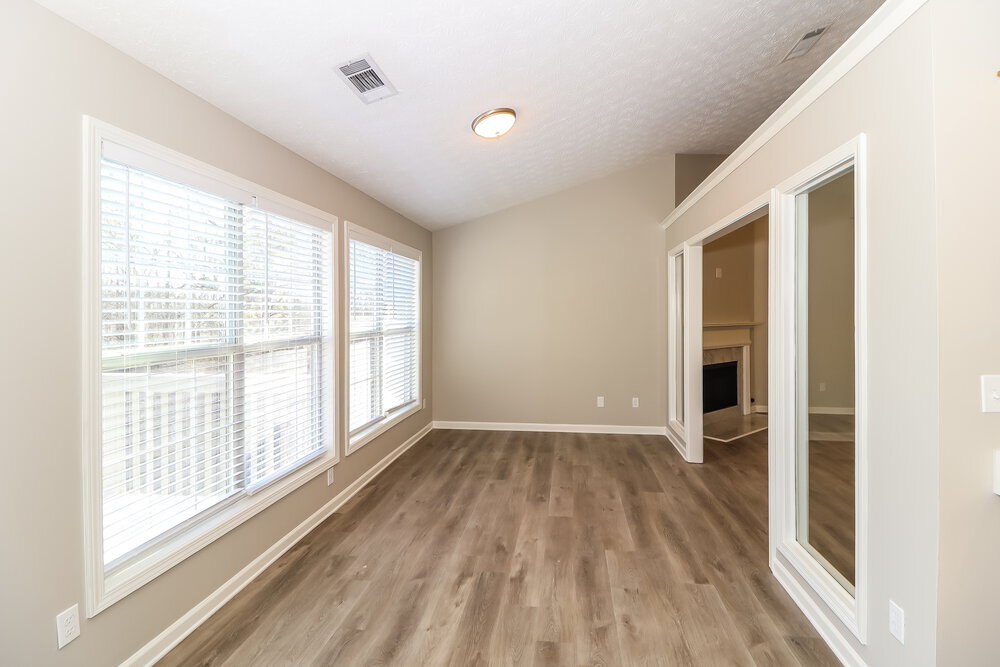Building Photo - 1295 Mill Shyre Way