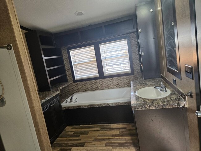 Building Photo - 1107 S 2nd St