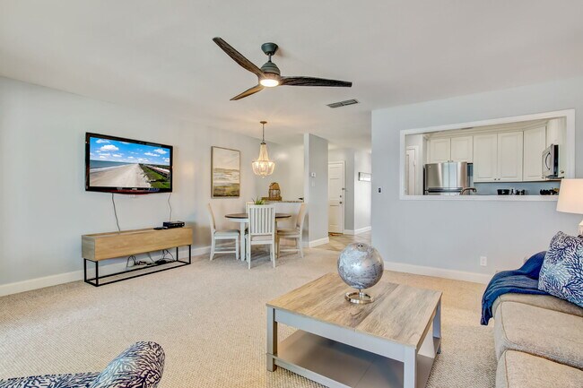 Building Photo - 661 Ponte Vedra Blvd