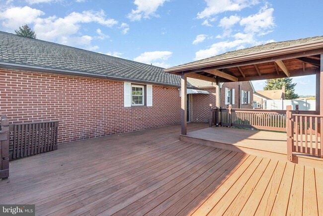 Building Photo - 800 Spruce St