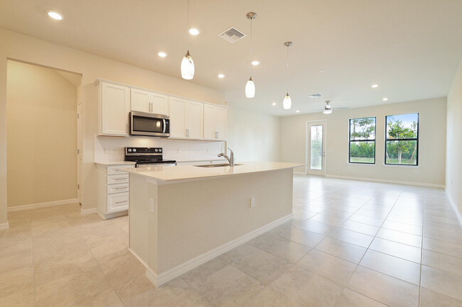 Building Photo - 4830 Indio Trl