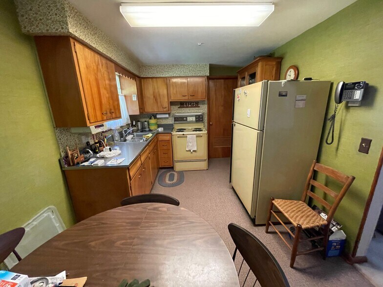 Building Photo - 3050 Axe Dr