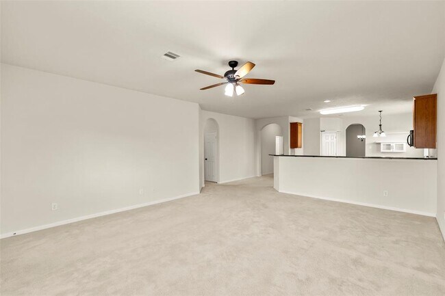 Building Photo - 7211 Desert Oaks Ct