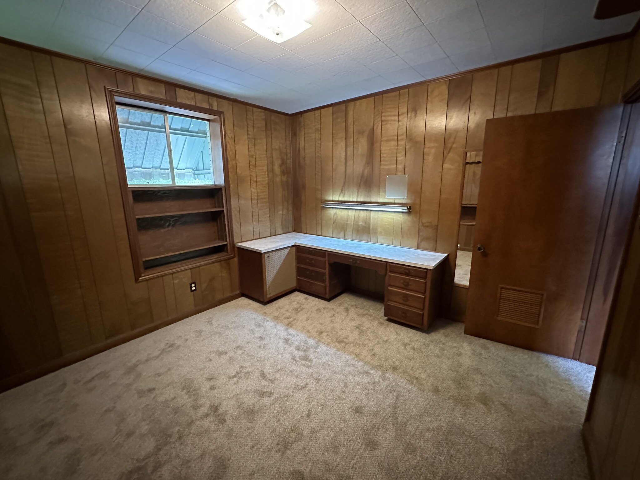 One of 4 bedrooms with study desk - 353 E Airport Ave