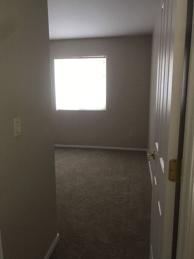 Building Photo - Spacious Marana Living with Loft & Low-Maintenance Appeal