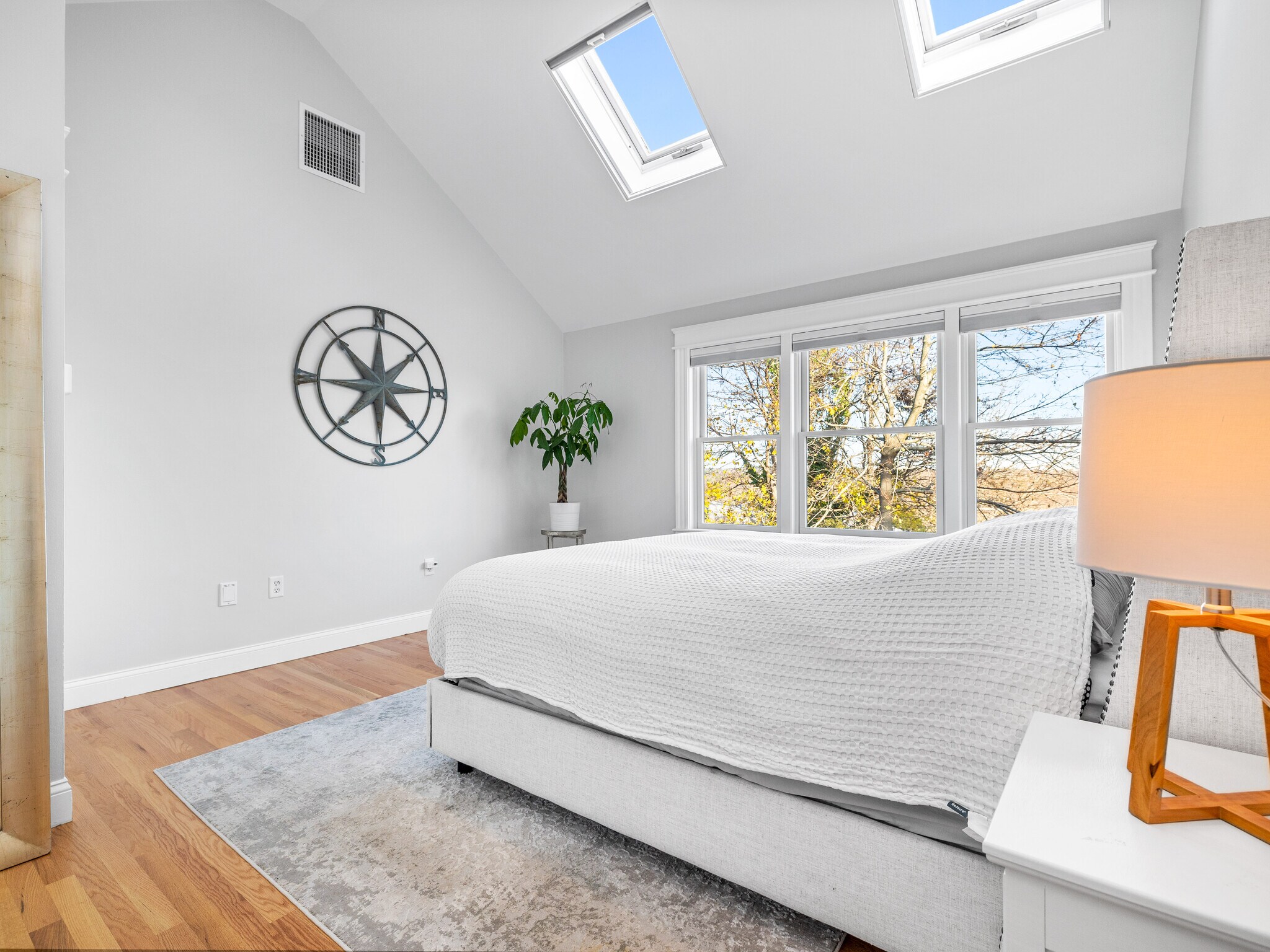 Building Photo - 25 Falmouth Rd