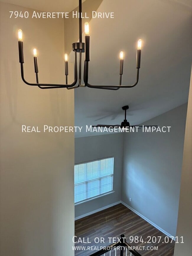 Building Photo - 7940 Averette Hill Dr