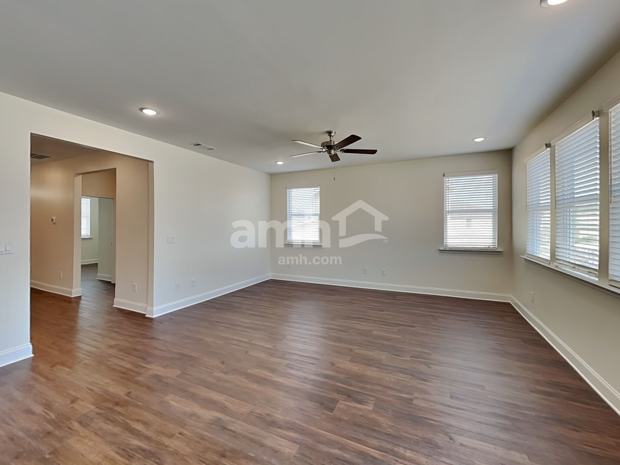 Building Photo - 3760 Blackshear Pl