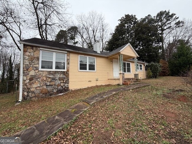 Building Photo - 1252 Lawrenceville-Suwanee Rd