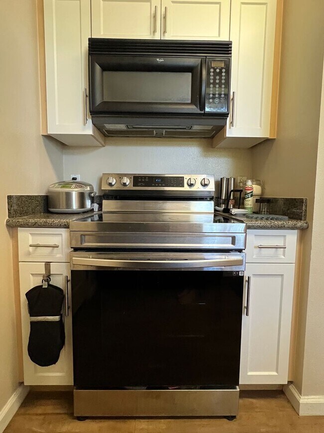Building Photo - Beautiful unit at The Sonora located near ...