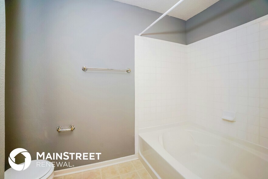 Building Photo - 8825 Browns Valley Ln