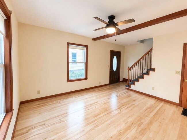 Building Photo - 5 Clarks Ct
