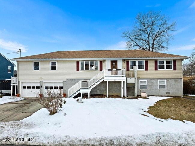 Building Photo - 1205 High Ave