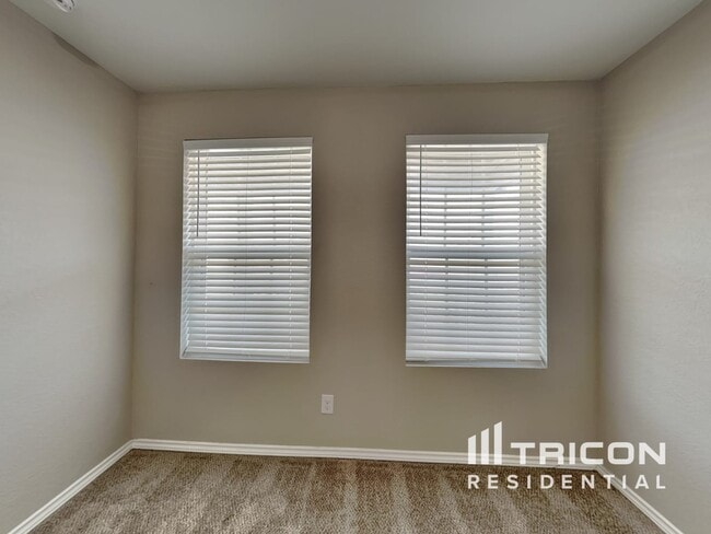 Building Photo - 9716 Marbach Brk