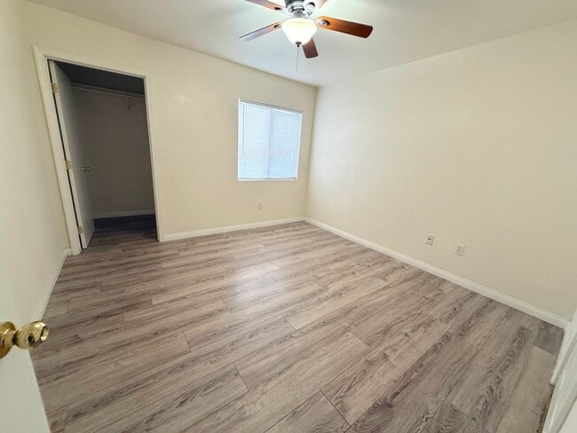 Building Photo - Spacious 1bed/1bath copndo on the 1st floor!