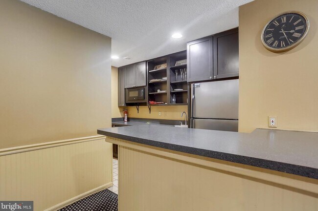 Community Room Kitchen - 11801 Rockville Pike