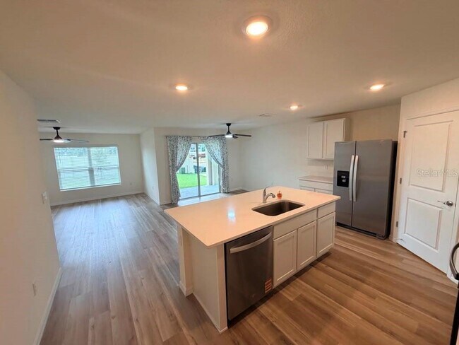 Building Photo - 4163 SW 53rd Ln Rd