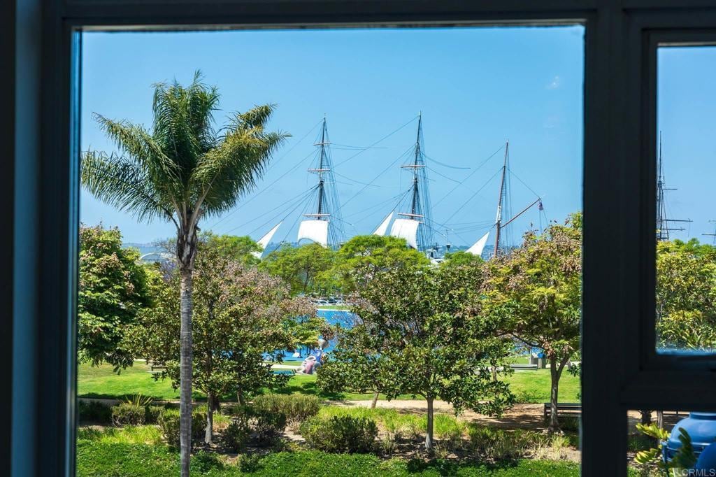 Building Photo - 1431 Pacific Hwy