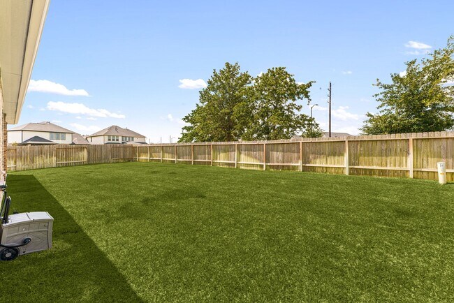 Building Photo - 31611 Donoso Dr
