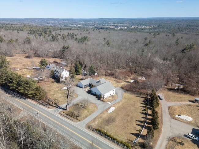 Building Photo - 363 Blackstrap Rd