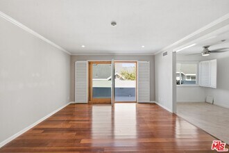 Building Photo - 1807 Carnegie Ln
