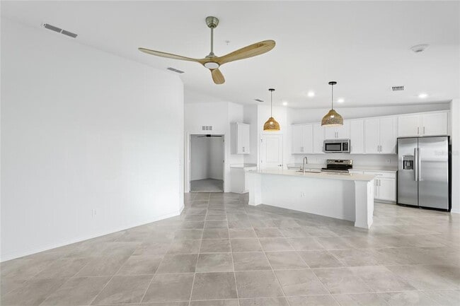 Building Photo - 19007 Scallop Lp