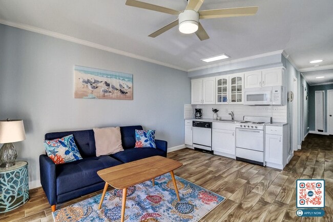 Building Photo - Coastal Villa With Ocean Views – Fully Furnished - SPECIAL