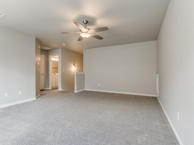 Building Photo - 8216 Crew Ln
