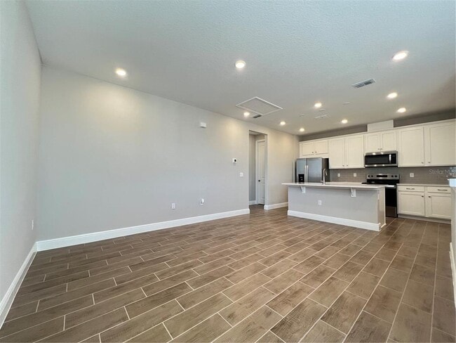 Building Photo - 10552 Pearson Ave