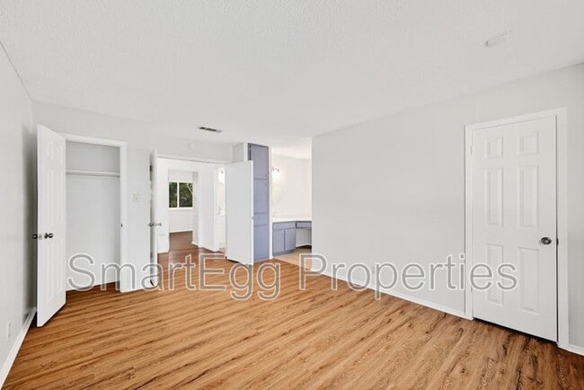 Building Photo - 10703 Onyx Cove
