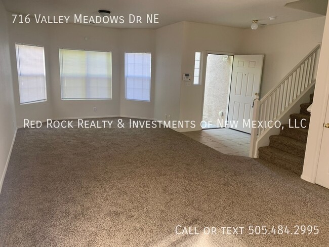 Building Photo - Spacious 2 story 4BR+Loft 2816 Sq Ft Home ...