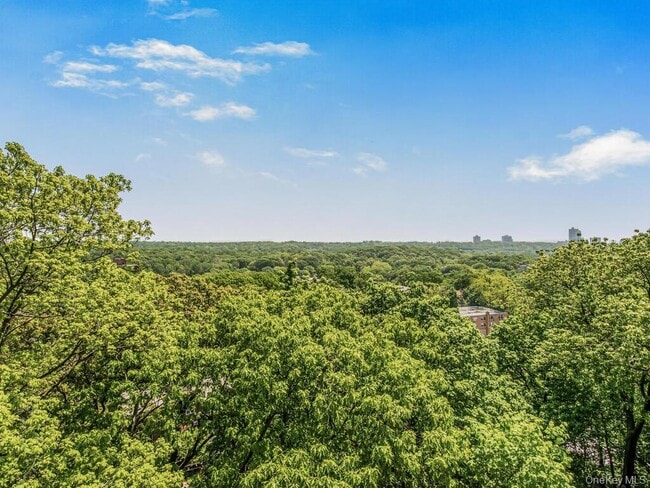 Building Photo - 5500-5500 Fieldston Rd