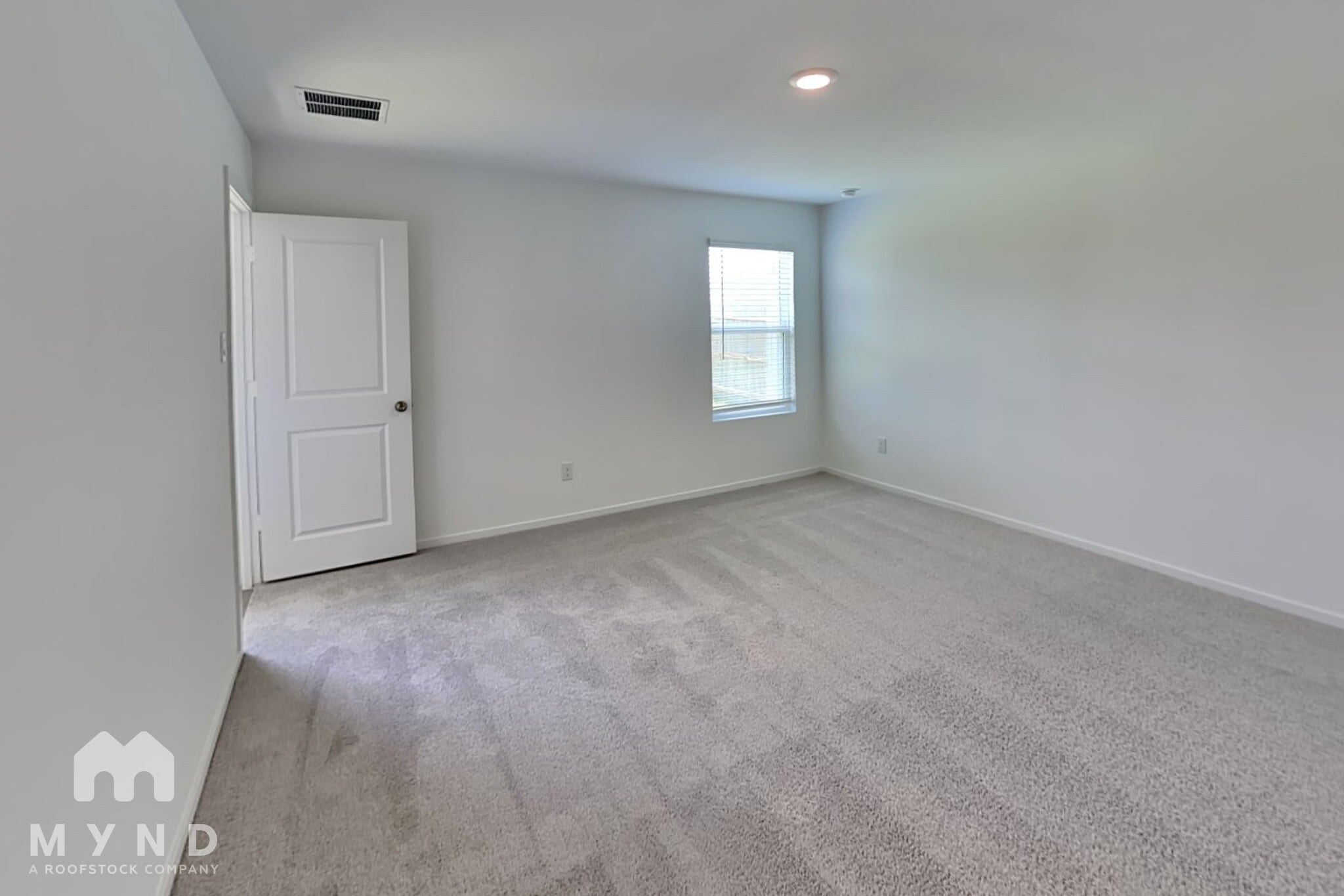 Building Photo - 922 Lago Laceno Ln