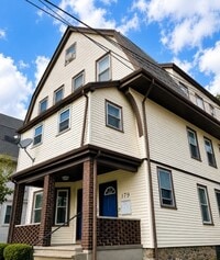 Building Photo - 179 Belmont St