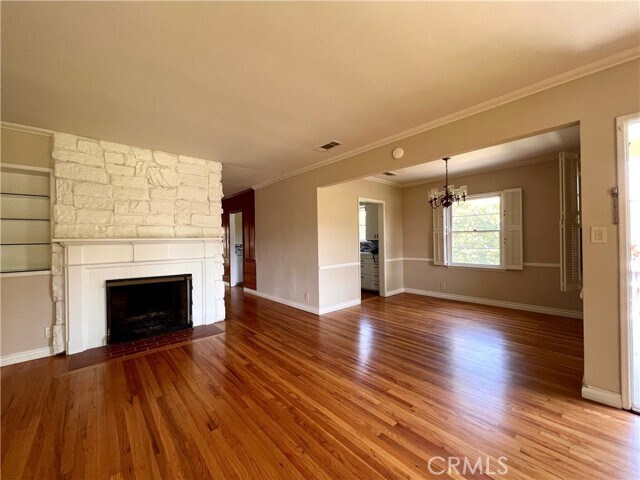 Building Photo - 1855 Sharon Pl