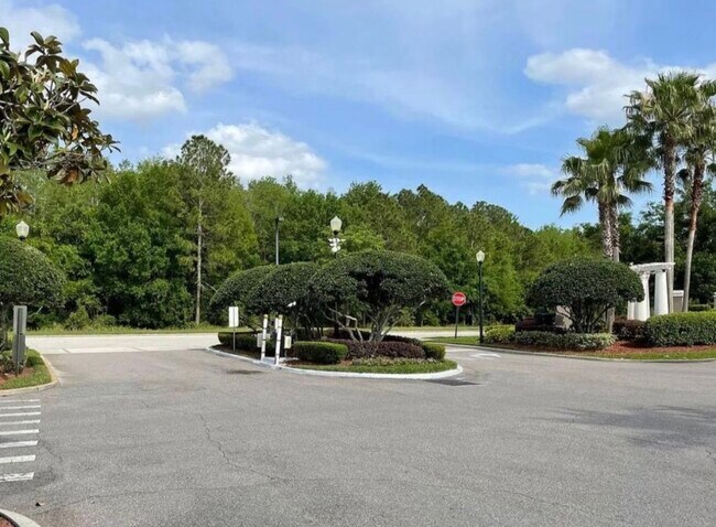 Building Photo - 6512 Swissco Dr