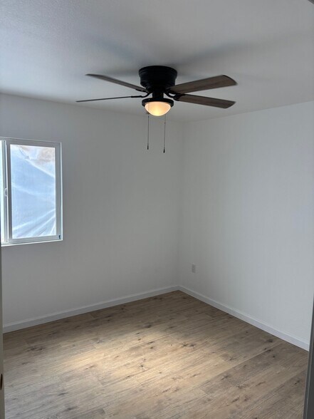 Building Photo - 25899 Amapolas St