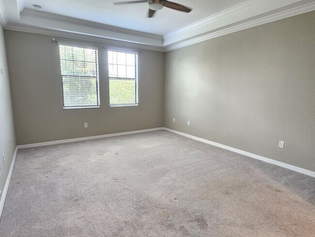 Building Photo - Annual Unfurnished 2 Bedroom 2 Bathroom First Floor Condo with 1 Car Garage in Sarasota National!