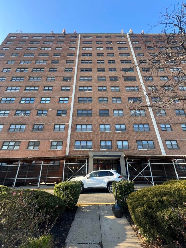 1225 John F Kennedy Blvd 1225 John F Kennedy Blvd Bayonne NJ 07002 1225-john-f-kennedy-blvd-1225-john-f-kennedy-blvd-bayonne-nj-07002