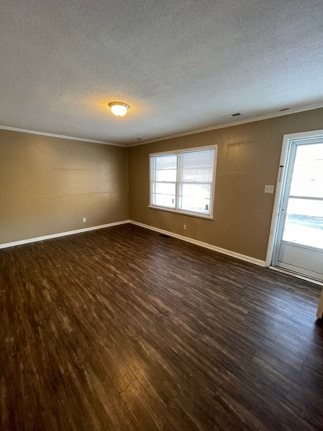 Building Photo - 155 Brown Acres Rd