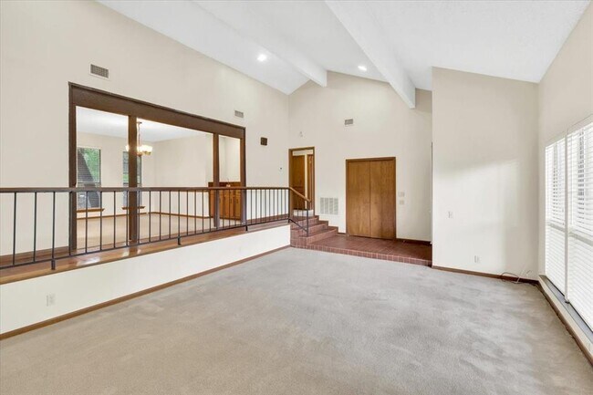 Building Photo - 2015 Mistywood Dr