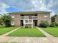 Building Photo - 4417 Torrance Dr NW