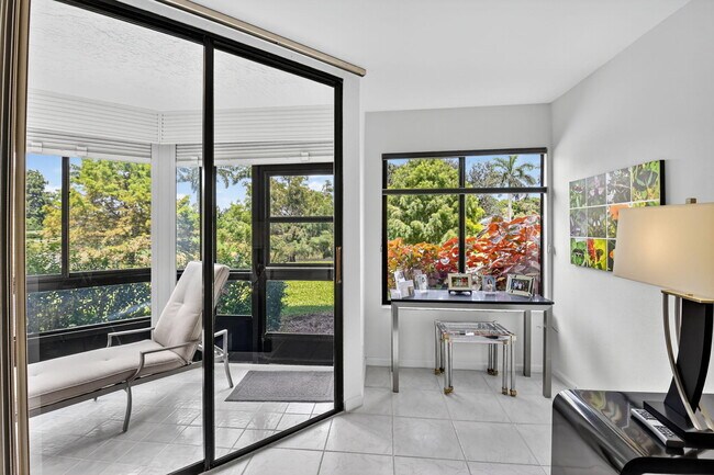 Building Photo - 15718 Loch Maree Ln
