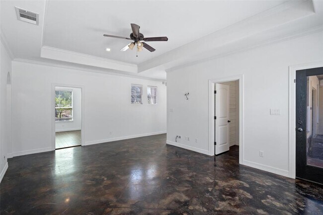 Building Photo - 485 Canna Lily Cir