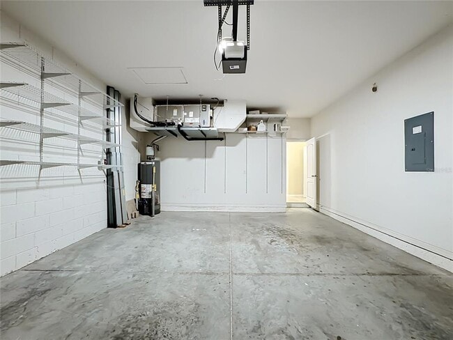 Building Photo - 7434 Surrey Pines Dr