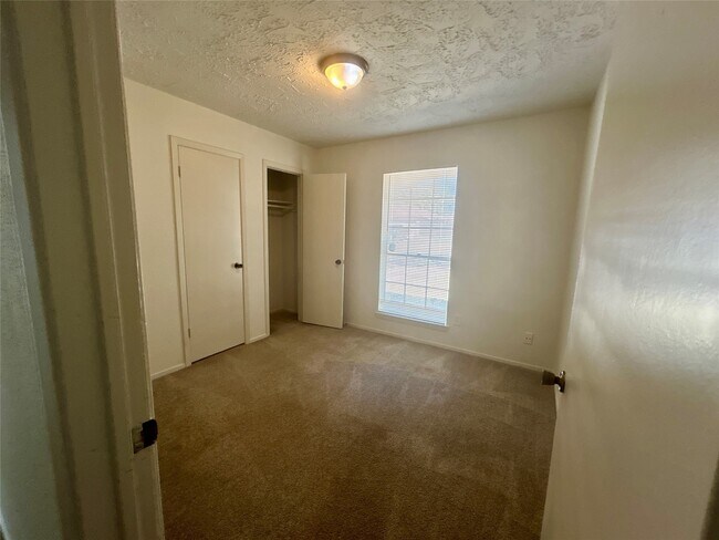 Building Photo - 16347 Sky Blue Ln