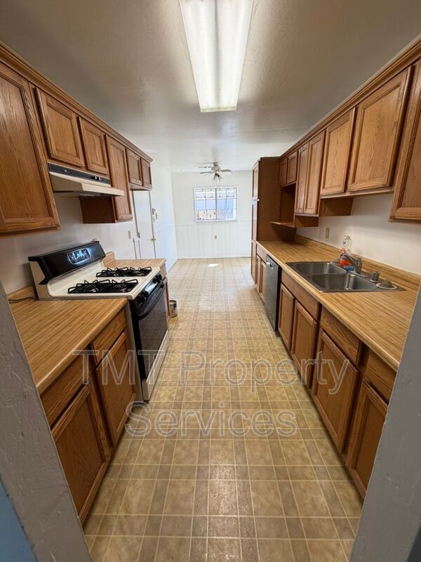 Building Photo - 6472 Linn Way