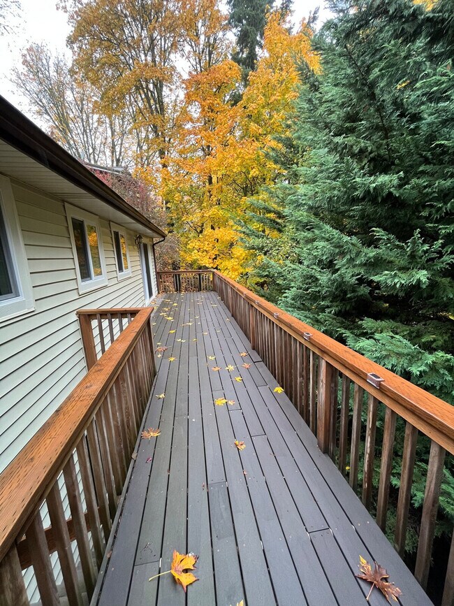 Building Photo - 3201 SW Sherwood Pl